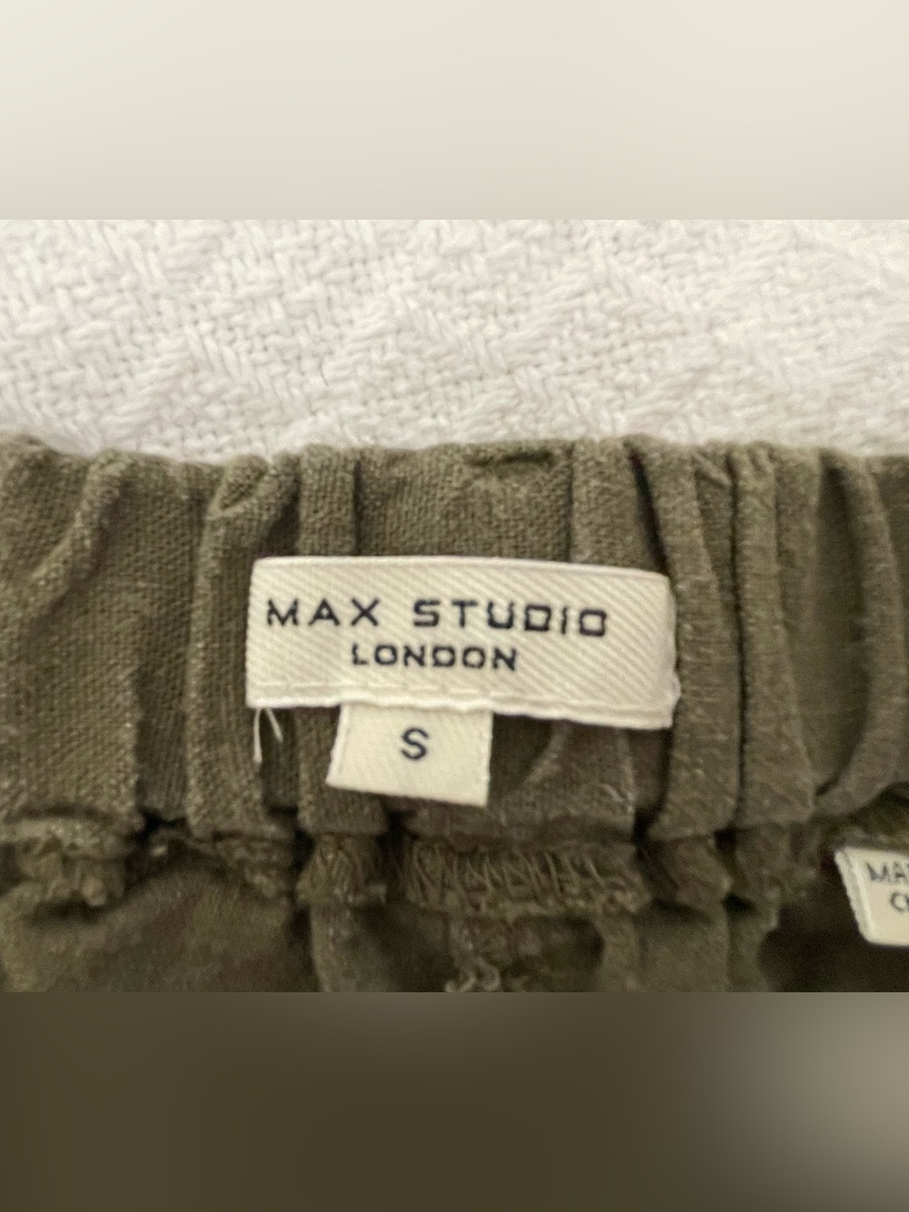 Olive Green Wide-Leg Linen-Blend Pants - Picture 4 of 7